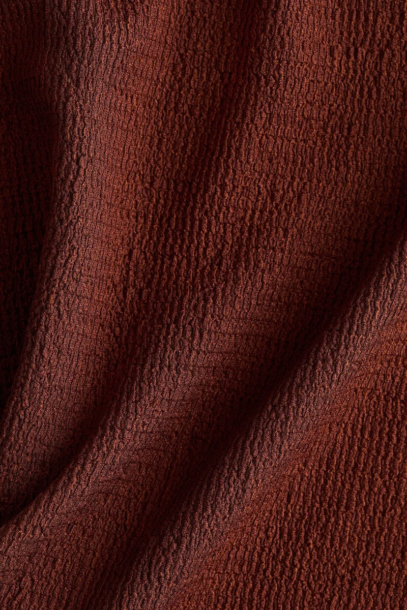 اتش اند ام بلوزة جيرسيه منقوشة